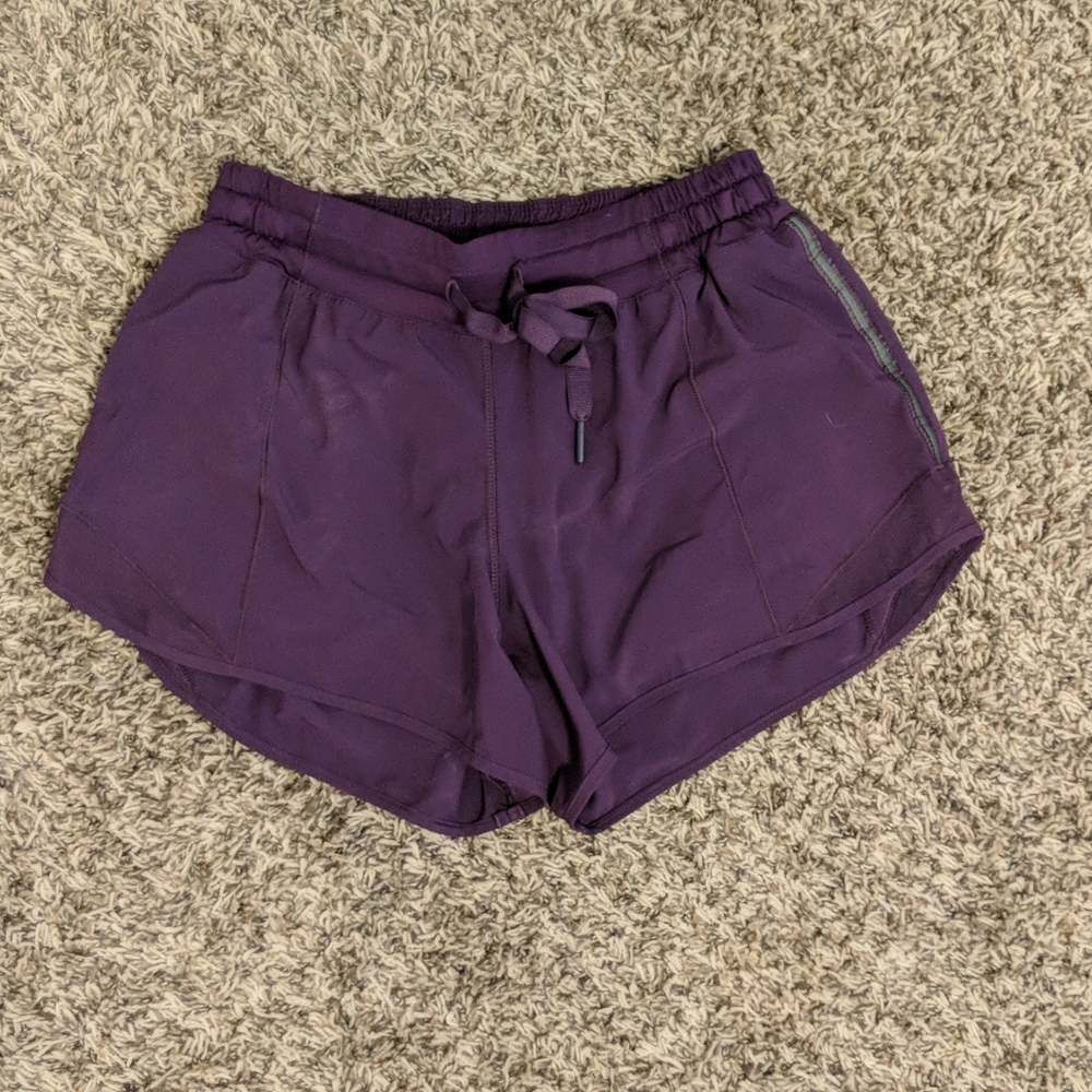 Lululemon Hotty Hot 4" Dark Purple
